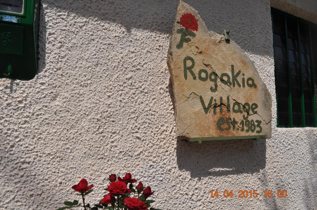Rogakia Village Est. 1983 Zola ภายนอก รูปภาพ